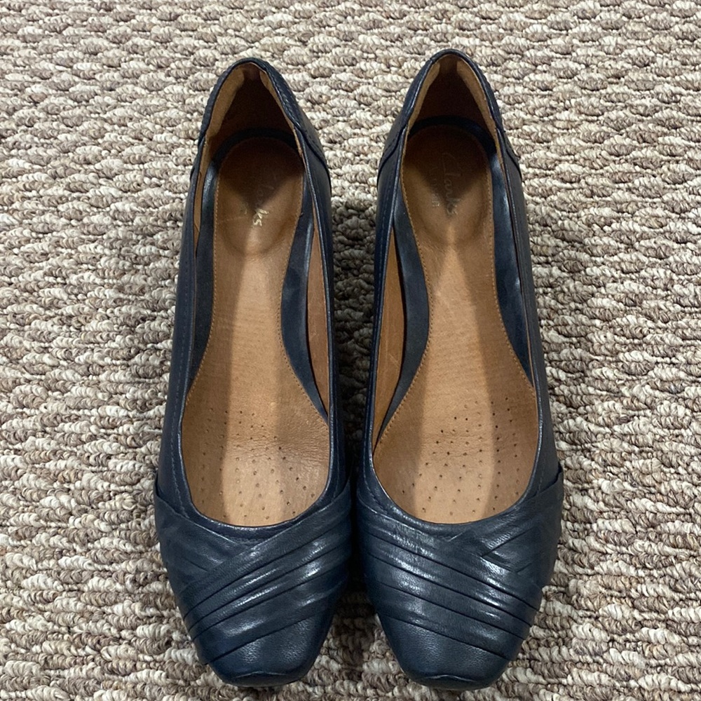 Clarks Artisan Slides